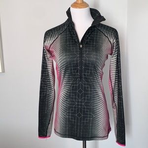 Nike half zip jacket. Good condition, minor wear.